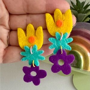 Lot of colorful hand made earrings!